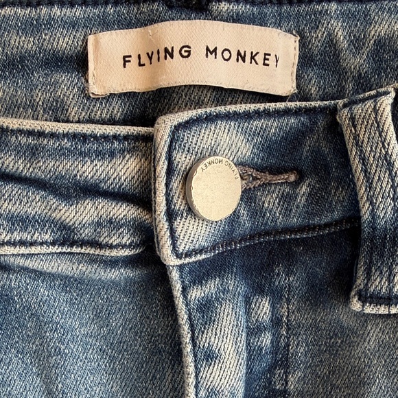 Flying Monkey Light Blue Cropped Jeans. Womens Size 27. Inseam 27 in. Stretch - Picture 2 of 8